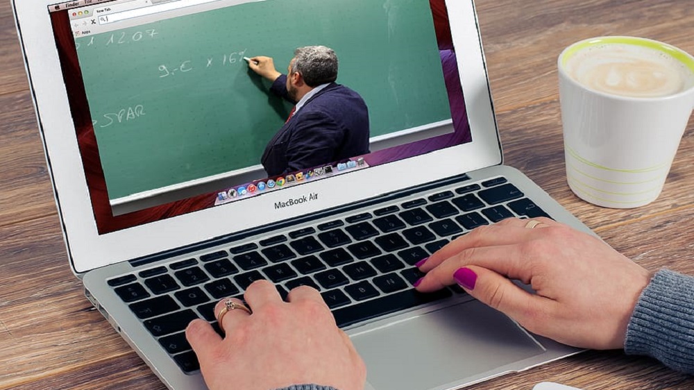 Toppenish Educators Trying to Make the Most of Online&nbsp;Learning
